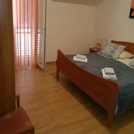 아파트 Courtyard In Town