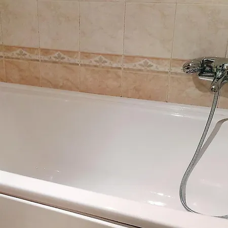 Apartman Courtyard In Town