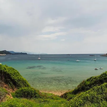 Courtyard In Town Apartman Lopud