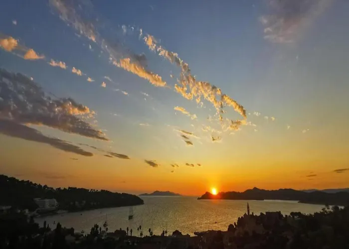 Apartamento Courtyard In Town *