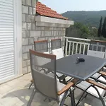 Courtyard In Town 公寓