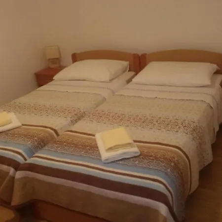 Attractive In Dubrovni With Balcony * Lopud
