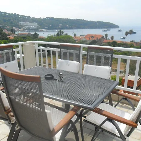 Attractive In Dubrovni With Balcony * Lopud