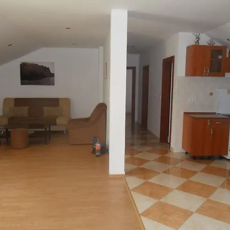Apartment Attractive In Dubrovni With Balcony Lopud